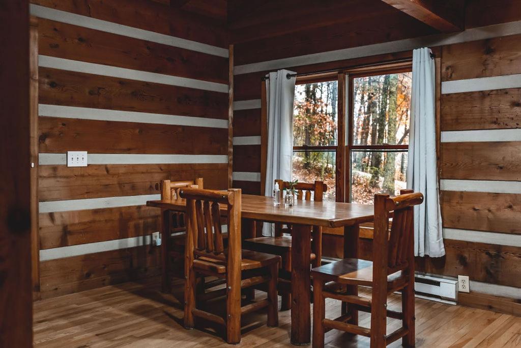 Purlear Deer Run Cabin At 36 North - Hot Tub מראה חיצוני תמונה